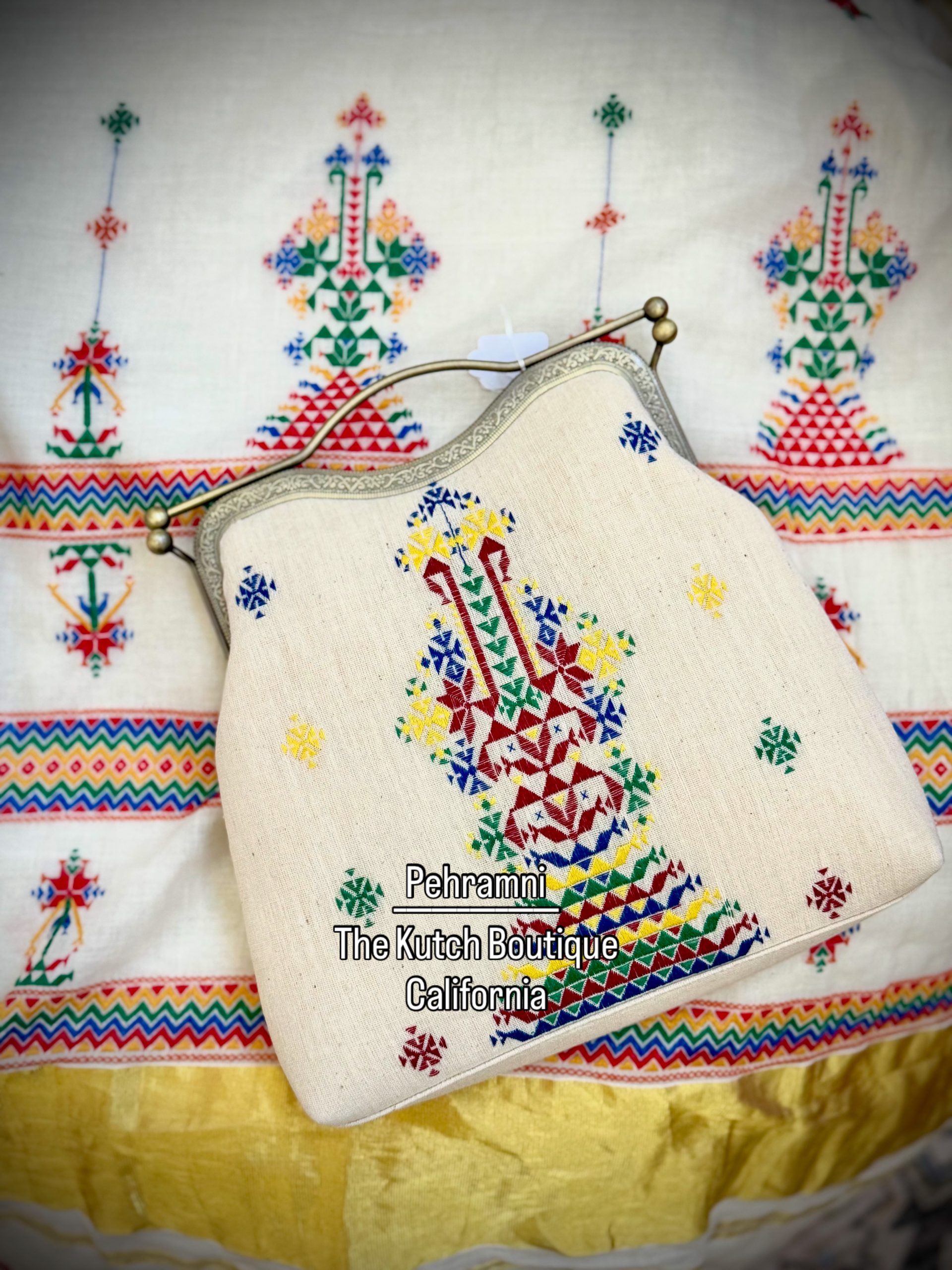 Pehramni handcrafted accessories