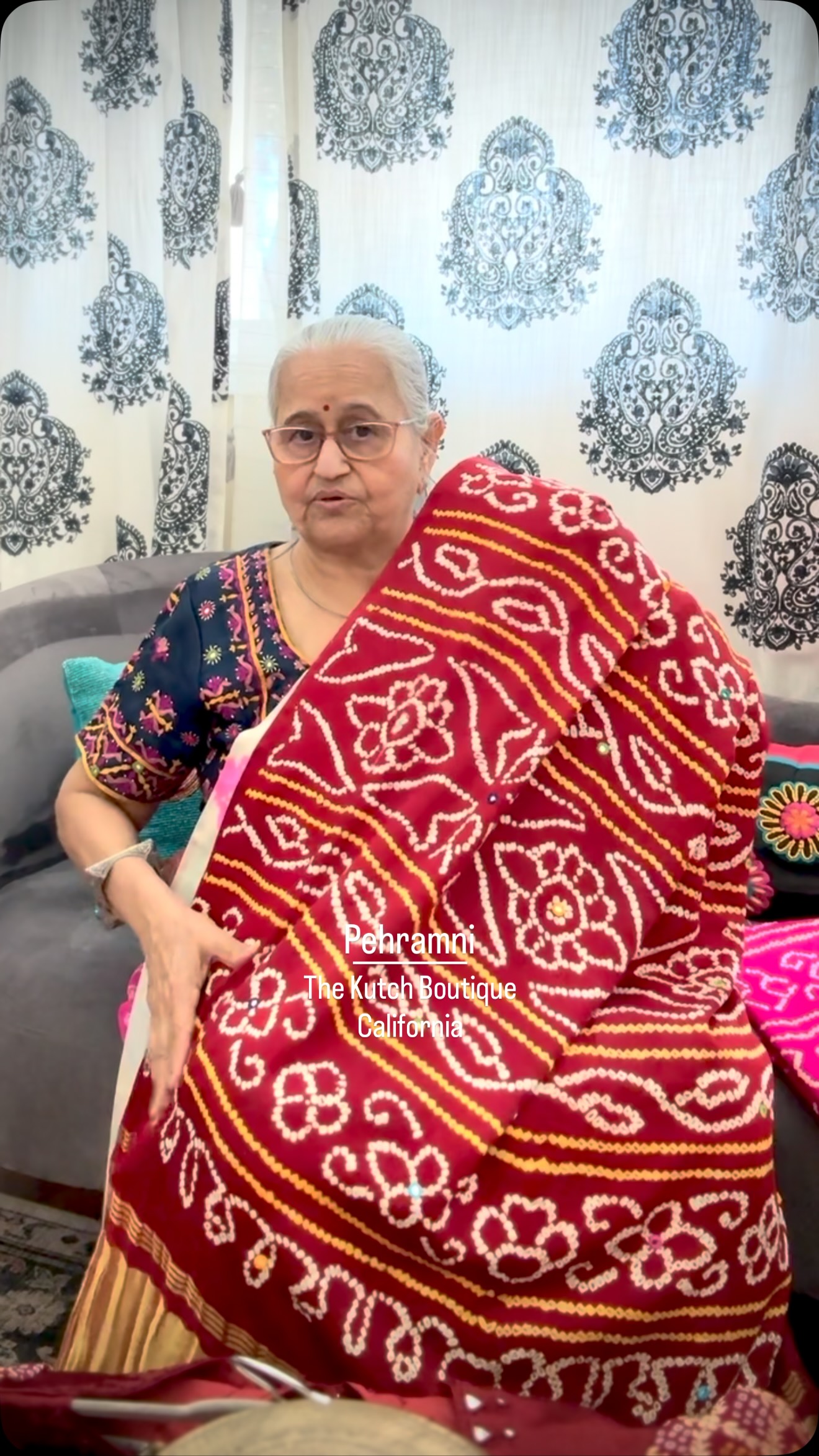 Hand tied Bandhani saree with contrasting pallu